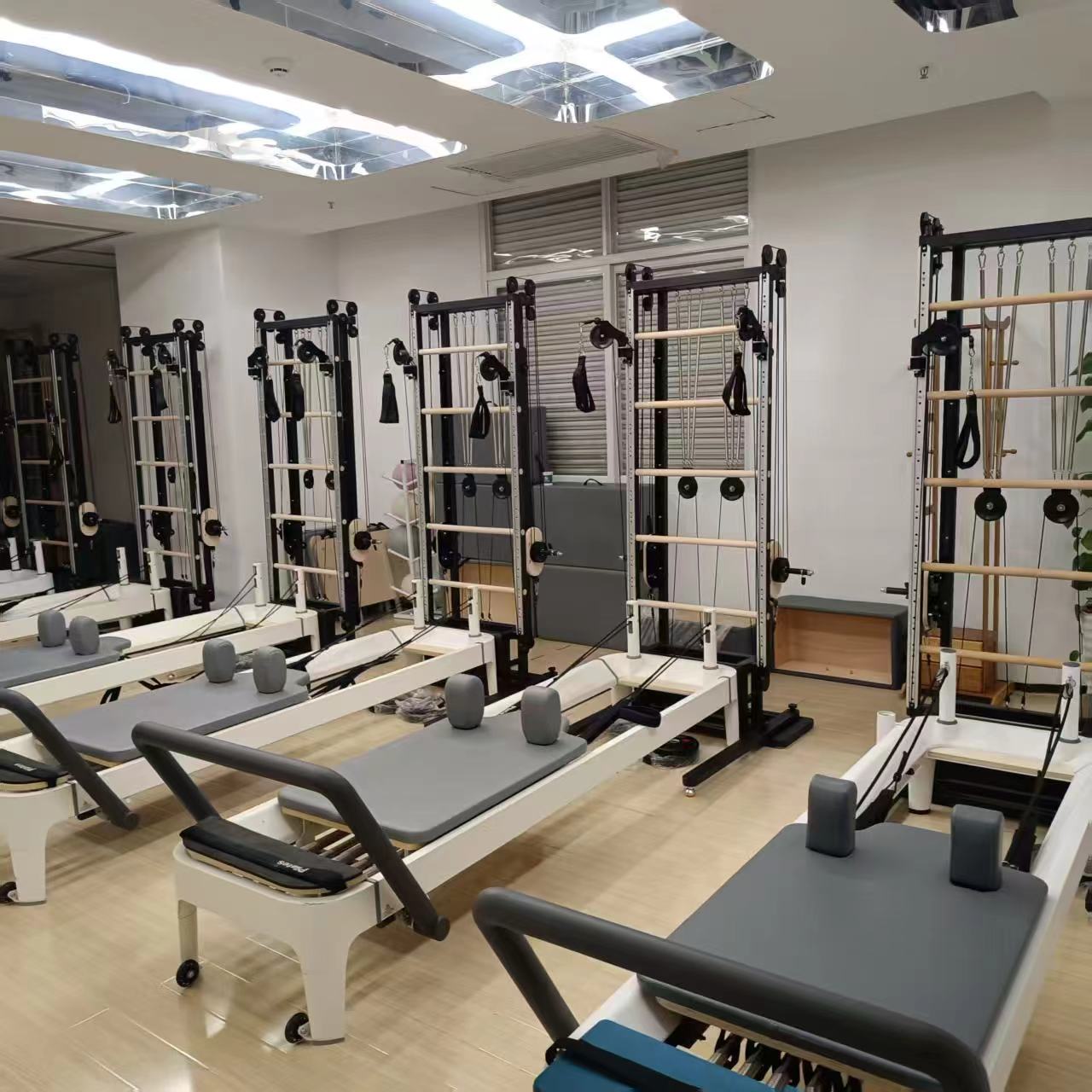 Spiral Tower systems arranged in a modern studio